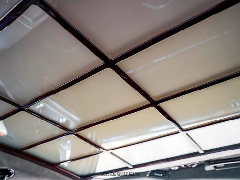 Used 2009 Maybach 62 image 98