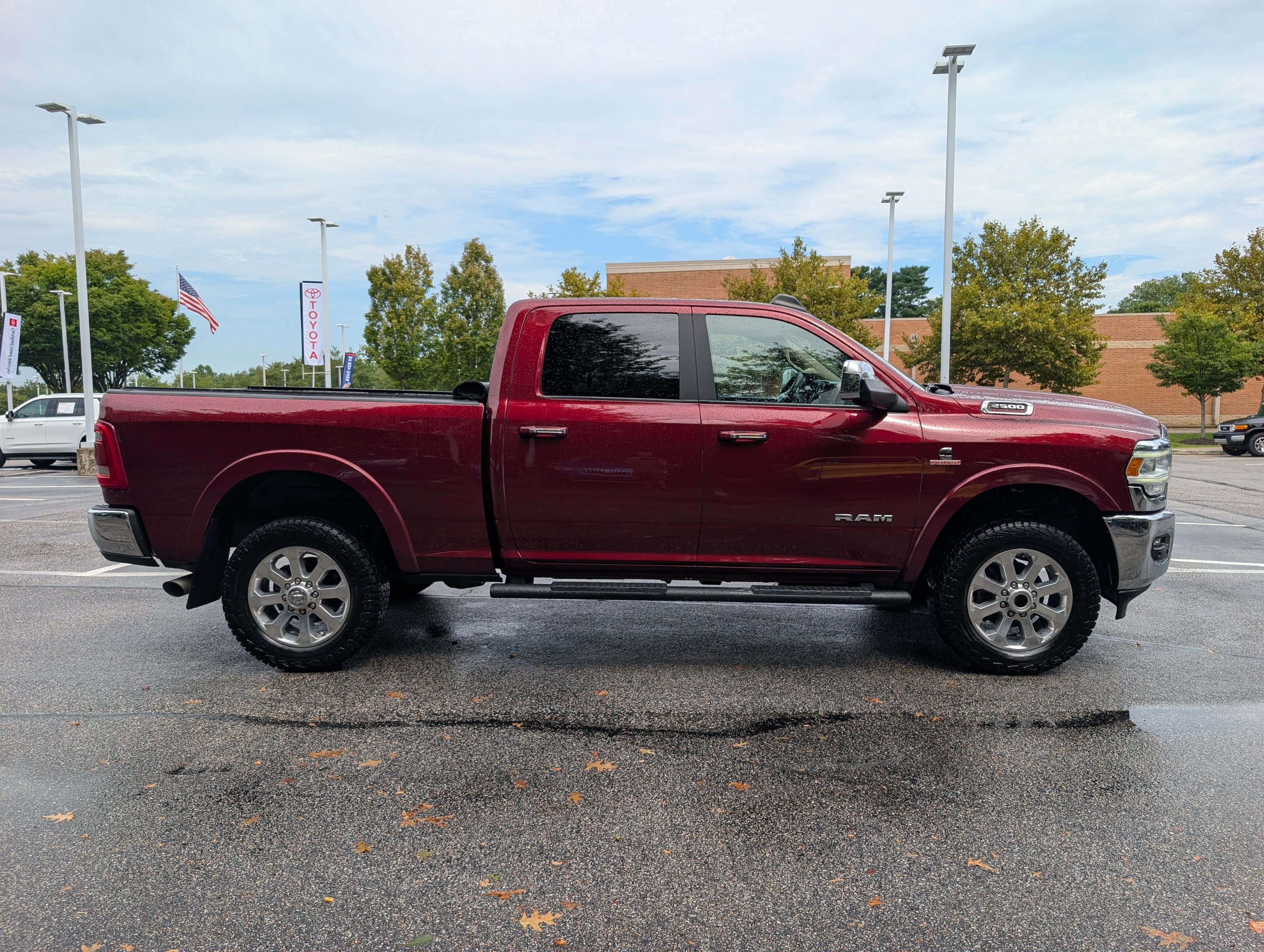 Used 2019 RAM 2500 Laramie AWD/4WD image 2