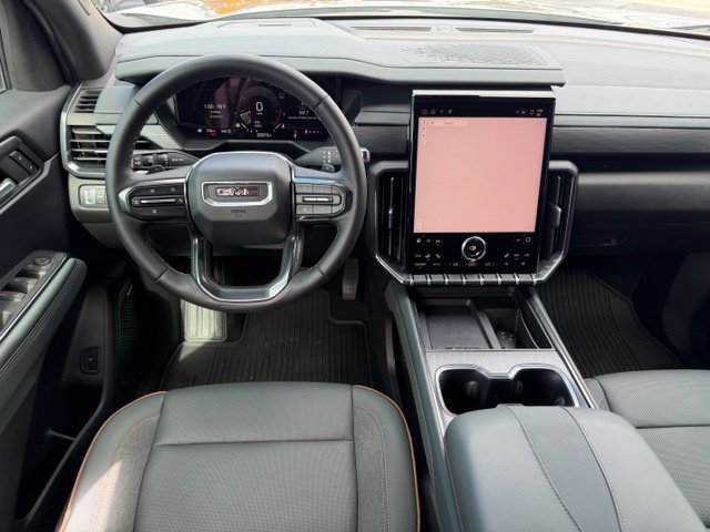 Used 2025 GMC Acadia AT4 AWD/4WD image 5