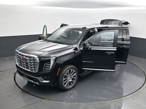 New 2026 GMC Yukon XL Denali image 31