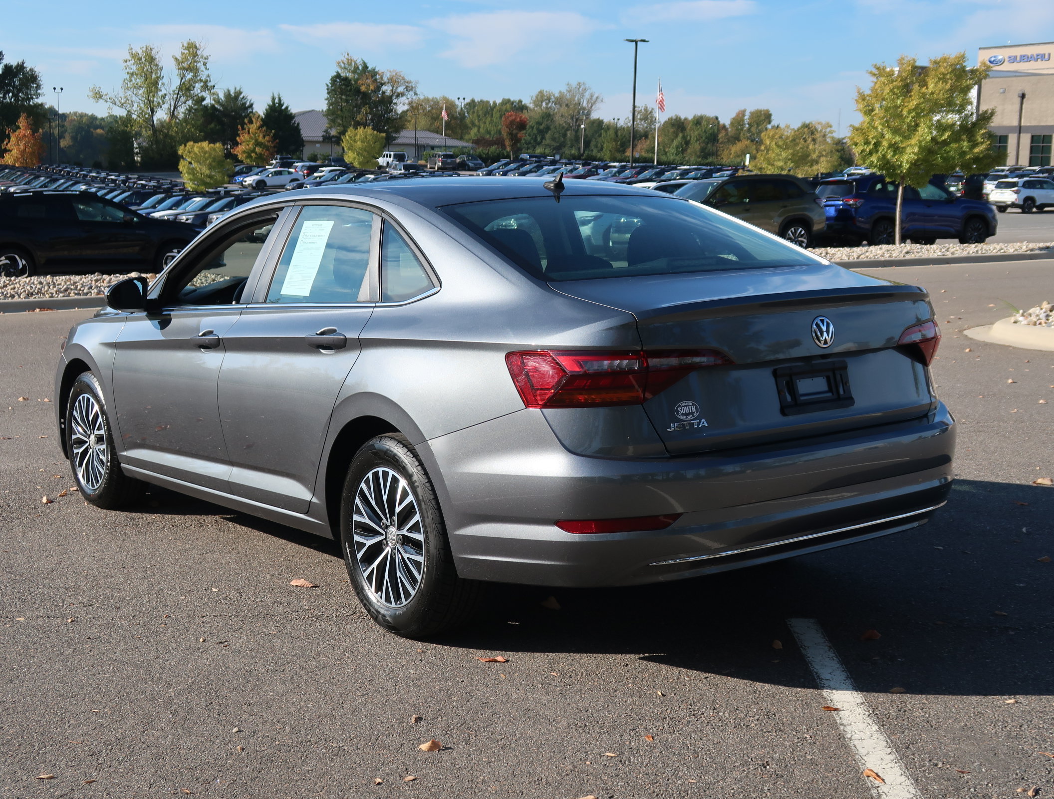 Used 2019 Volkswagen Jetta SE FWD image 6