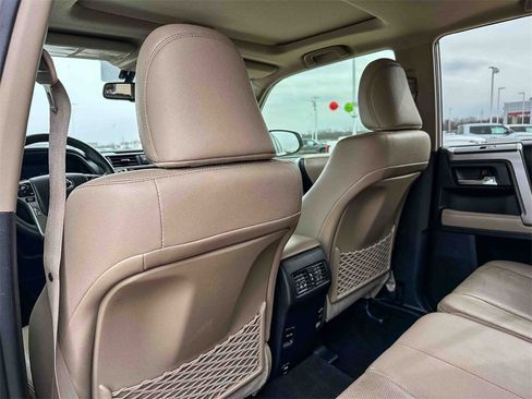 Used 2018 Toyota 4Runner Limited image 17