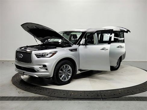 Used 2021 INFINITI QX80 Luxe image 11