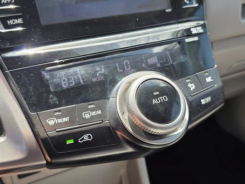 Used 2015 Toyota Prius V Three FWD image 35