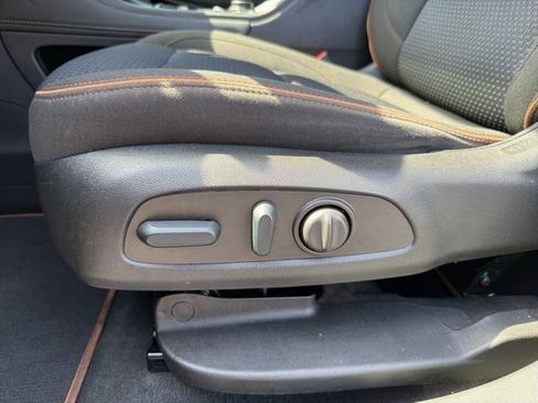 Used 2022 GMC Acadia AT4 w/ Trailering Package AWD/4WD image 11