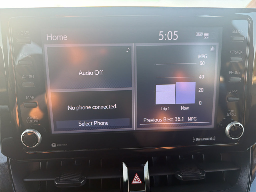 Used 2022 Toyota Corolla LE w/ Carpet Mat Package (TMS) FWD image 13