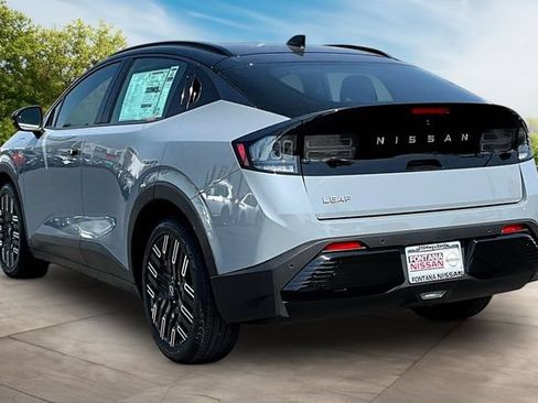 New 2026 Nissan Leaf Platinum+ w/ Floor Mat Package (Platinum+) FWD image 3