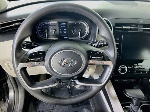 Used 2024 Hyundai Tucson SE AWD/4WD image 11