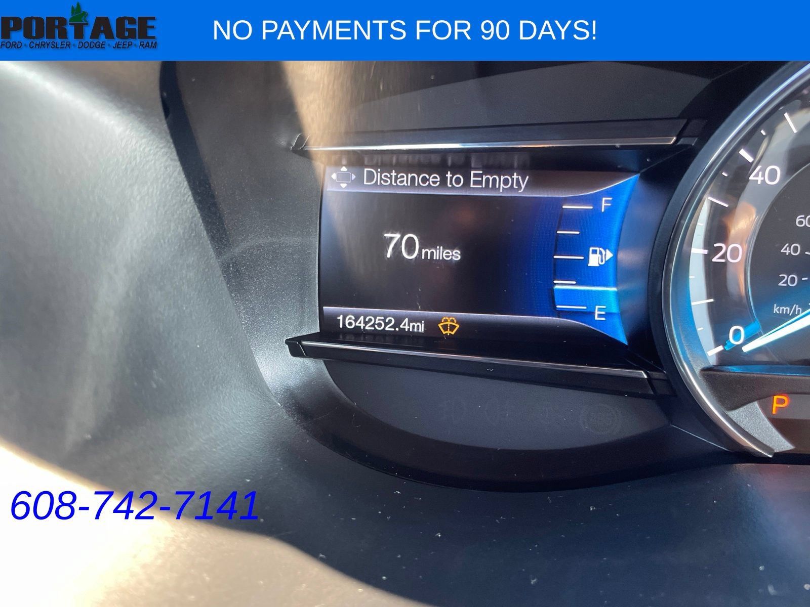 Used 2017 Ford Explorer XLT w/ Equipment Group 202A AWD/4WD image 17