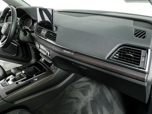 Used 2021 Audi Q5 2.0T Premium image 22
