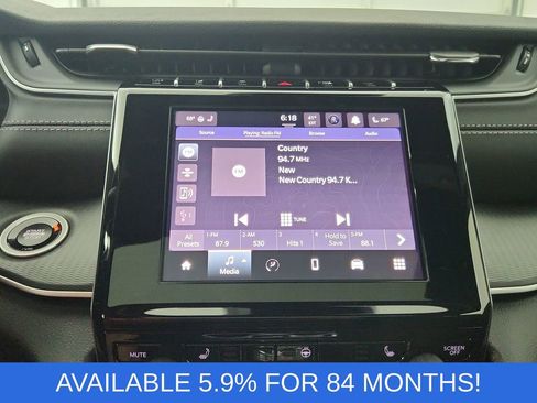 New 2025 Jeep Grand Cherokee Altitude image 16