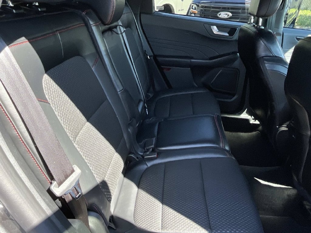 Used 2024 Ford Escape ST-Line w/ Tech Pack #1 FWD image 26
