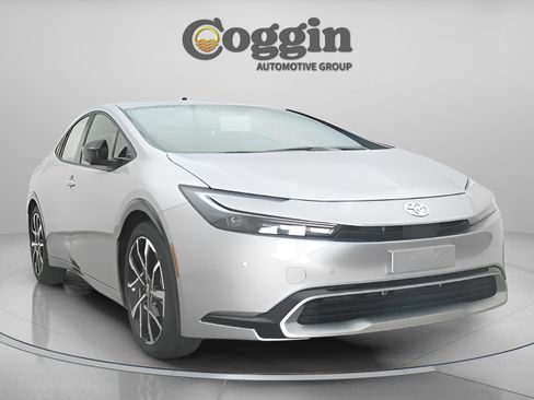 New 2026 Toyota Prius Plug-In Hybrid image 29