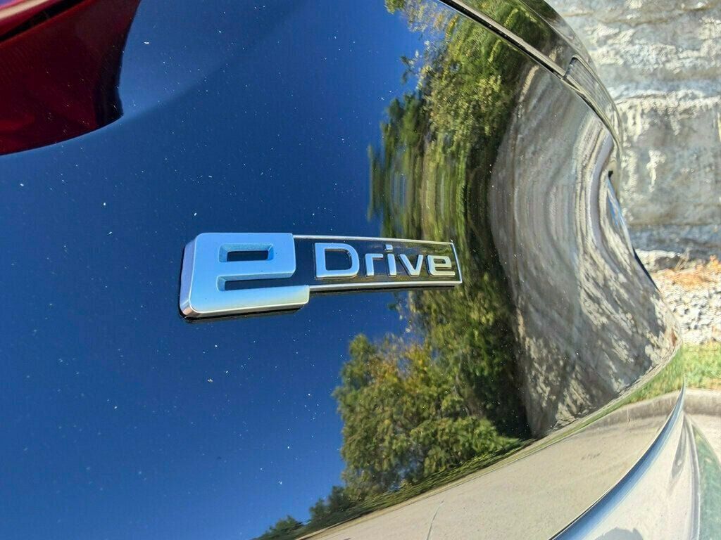 Used 2015 BMW i8 AWD/4WD image 22