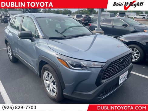 Used 2023 Toyota Corolla Cross L AWD/4WD image 1