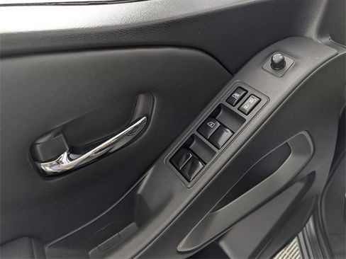 Used 2023 Nissan Frontier SV w/ Technology Package image 14