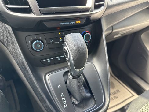 Used 2019 Ford Transit Connect XL image 21