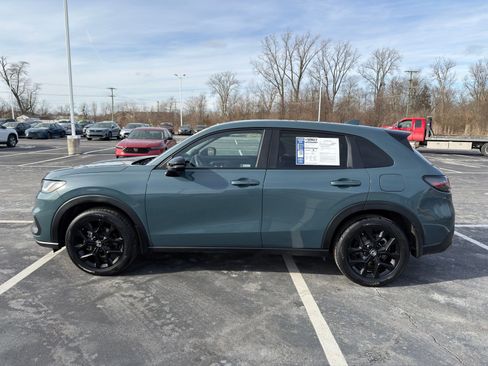 Used 2024 Honda HR-V Sport image 3