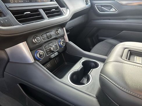 Certified 2023 GMC Yukon SLE image 12