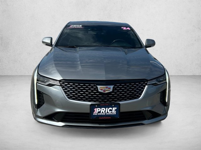 Used 2024 Cadillac CT4 Luxury RWD image 2