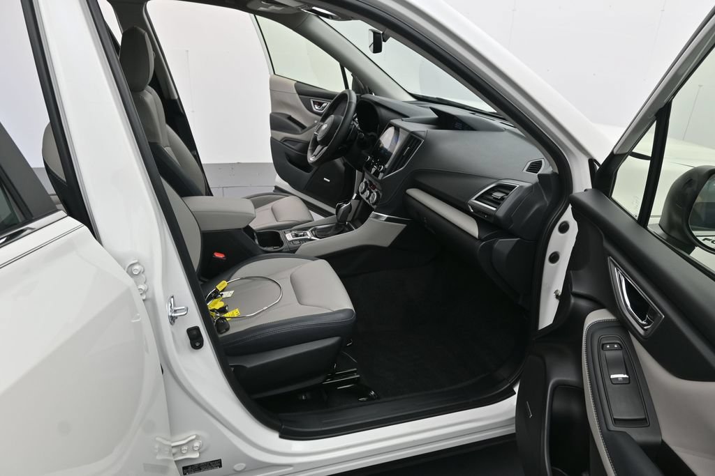 Used 2024 Subaru Forester Limited AWD/4WD image 25