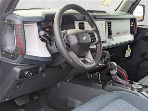 New 2025 Ford Bronco Heritage Edition image 3