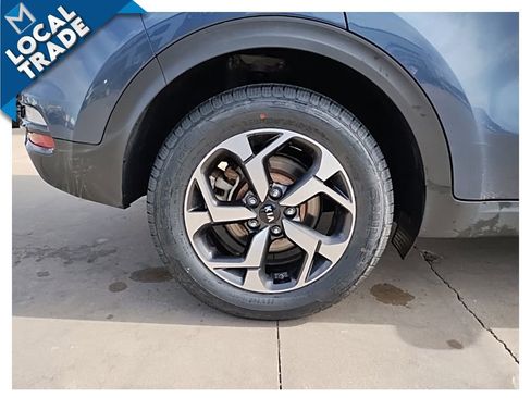 Used 2021 Kia Sportage LX image 13