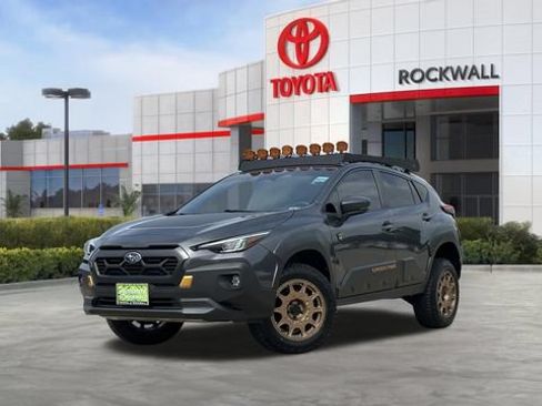 Used 2024 Subaru Crosstrek 2.5i Wilderness w/ Crosstrek Mirror Package AWD/4WD image 1
