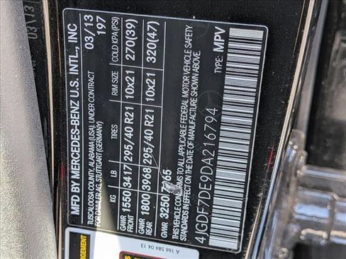 Used 2013 Mercedes-Benz GL 550 4MATIC image 18