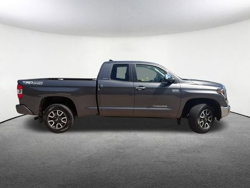 Used 2020 Toyota Tundra Limited w/ Limited Premium Package AWD/4WD image 15