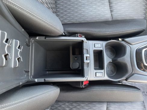 Used 2019 Nissan Rogue SV image 13