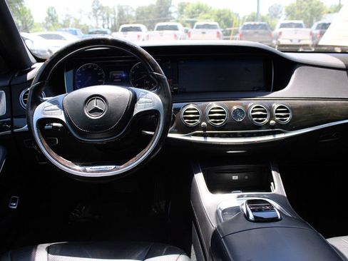 Used 2016 Mercedes-Benz S 550 Sedan image 15