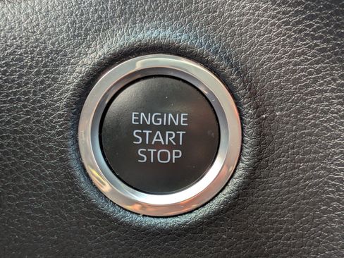 Used 2023 Toyota Tundra SR5 w/ SR5 Convenience Package AWD/4WD image 21