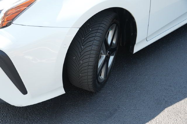 Used 2021 Toyota Prius Limited FWD image 12