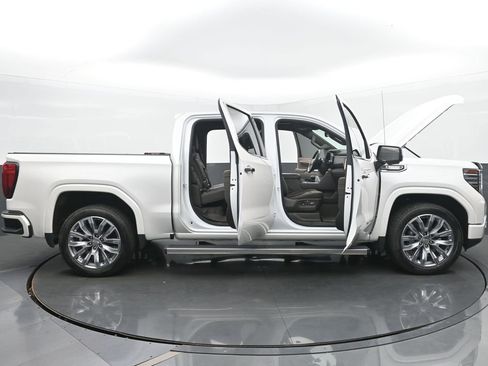 Used 2022 GMC Sierra 1500 Denali w/ Denali Reserve Package image 57