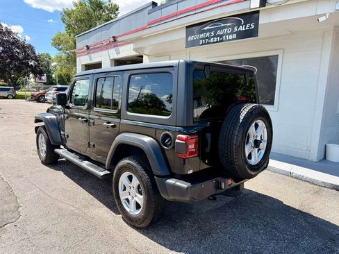 Used 2019 Jeep Wrangler Unlimited Sport S AWD/4WD image 13