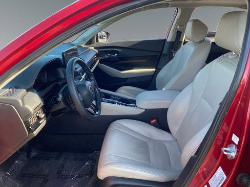 Used 2023 Honda Accord EX-L image 9