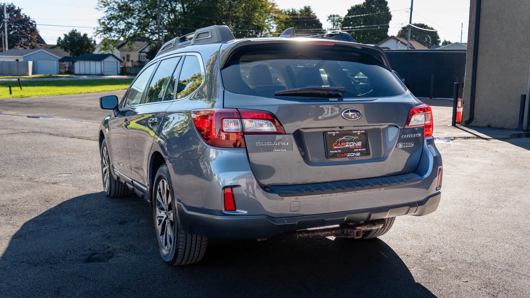 Used 2016 Subaru Outback 2.5i Limited AWD/4WD image 8