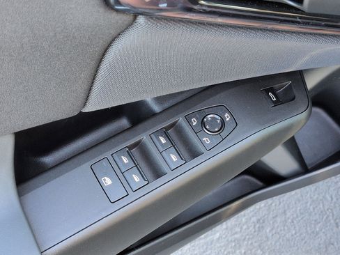 Used 2025 BMW X3 xDrive30i w/ Premium Package image 15