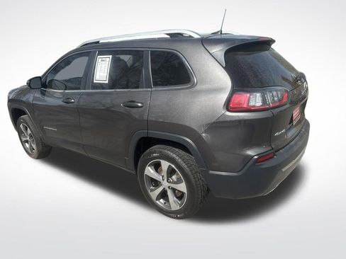Used 2019 Jeep Cherokee Limited AWD/4WD image 18