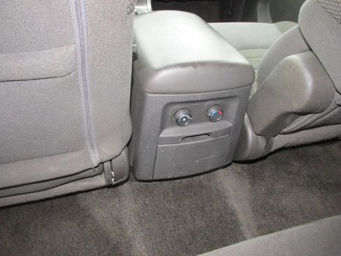 Used 2010 Nissan Pathfinder SE w/ SE Premium Journey Pkg AWD/4WD image 16