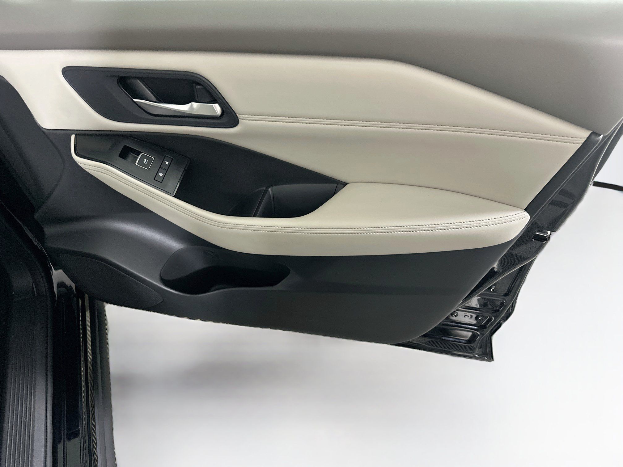 Used 2023 Nissan Rogue SL w/ SL Premium Package FWD image 32
