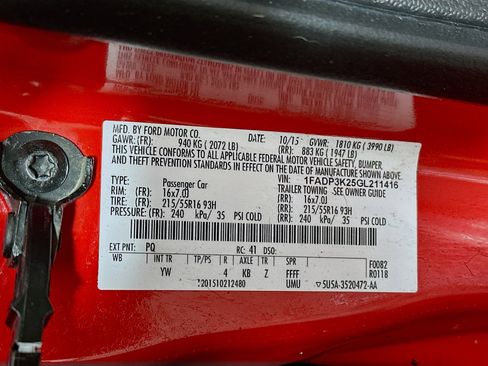 Used 2016 Ford Focus SE w/ Interior Protection Package image 30