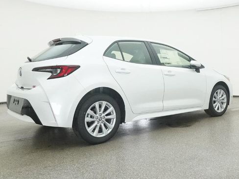 New 2025 Toyota Corolla SE image 21