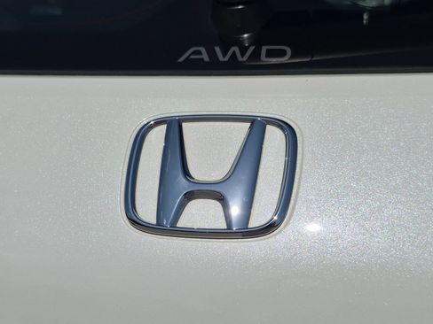 Certified 2024 Honda HR-V LX image 28