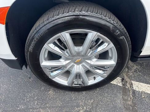 Used 2024 Chevrolet Tahoe High Country w/ Premium Package AWD/4WD image 35