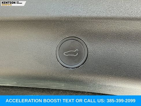 Used 2023 Tesla Model Y Long Range AWD/4WD image 31