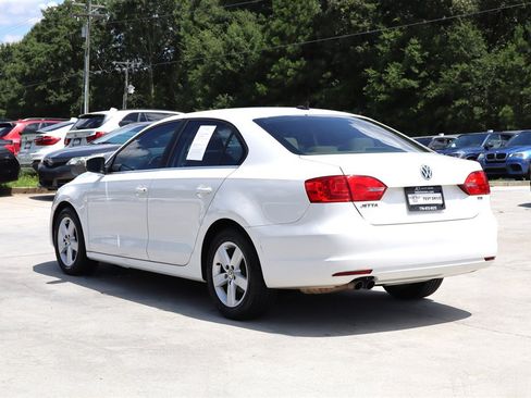 Used 2013 Volkswagen Jetta TDI FWD image 5