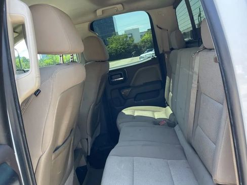 Used 2015 Chevrolet Silverado 2500 LT w/ LT Fleet Convenience Package RWD image 9