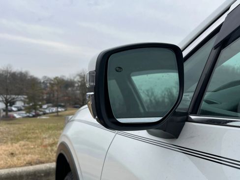 Used 2020 Subaru Outback Limited XT image 16